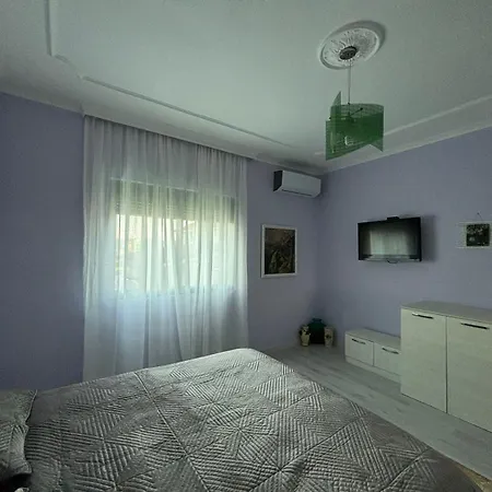 Apartment Golem *